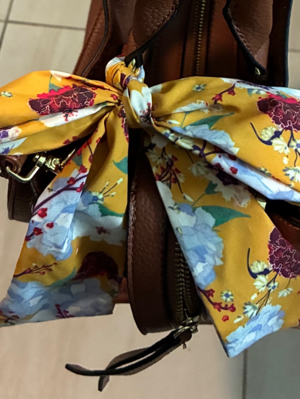 Purse - Picture 2 of 3